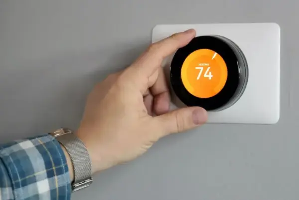 Smart Thermostats: Optimising Heating and Cooling for Significant Energy Savings